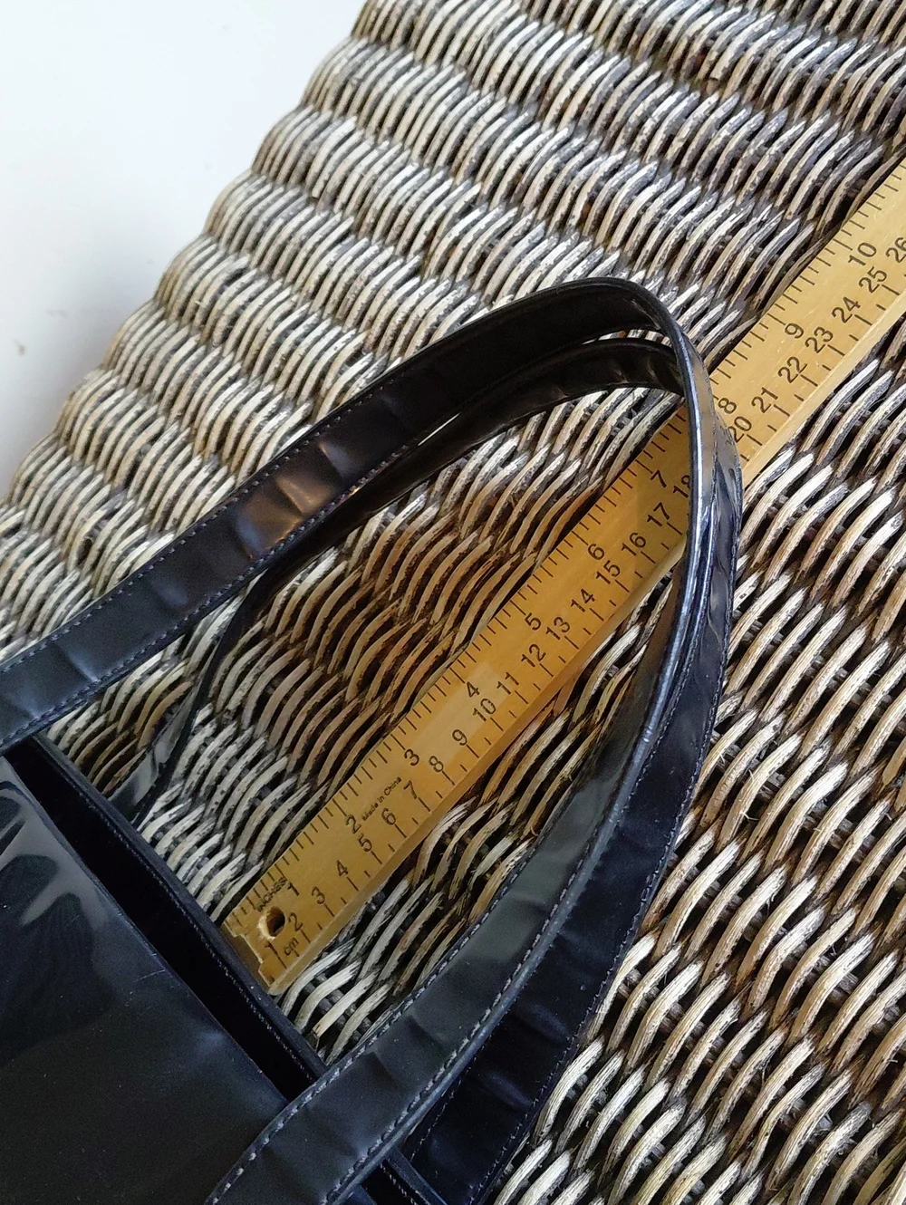 kate spade Patent Big Apple Tote Bon Shopper